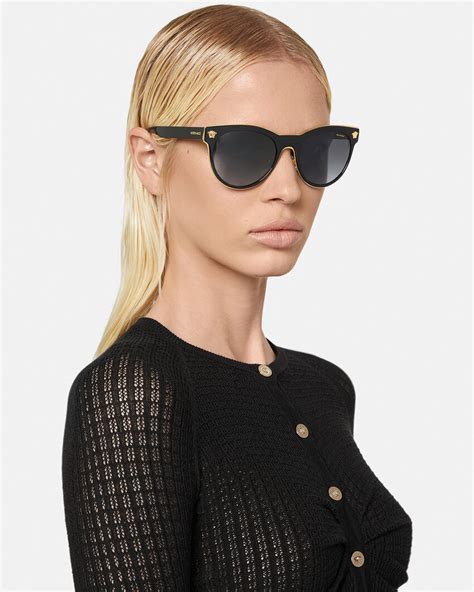 versace sumglasses.jpg